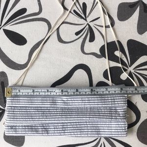 2 face masks with filter pouch and nose wire